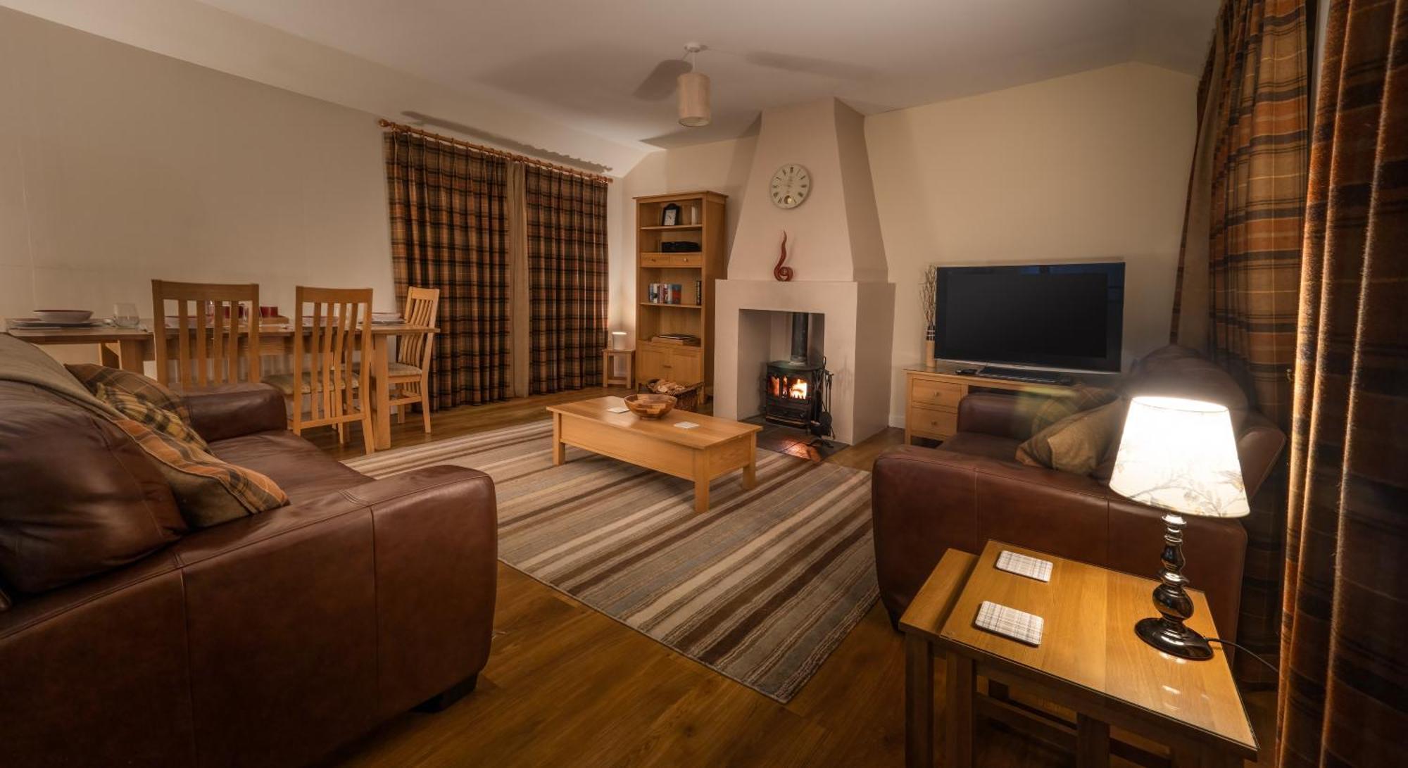 Abbey Holidays Loch Ness Luxury Self Catering 2 Bedroom Cottages Fort Augustus Buitenkant foto