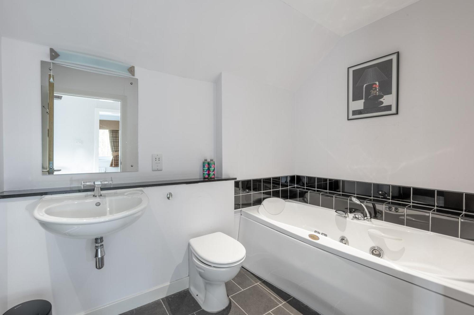 Abbey Holidays Loch Ness Luxury Self Catering 2 Bedroom Cottages Fort Augustus Kamer foto