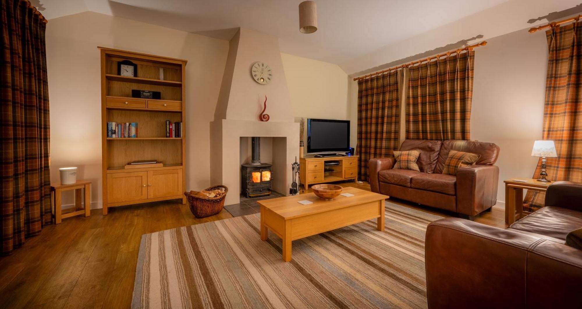Abbey Holidays Loch Ness Luxury Self Catering 2 Bedroom Cottages Fort Augustus Kamer foto